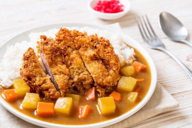 Menjelajahi Kuliner Katsu Curry Jepang Dan Variasi Pedasnya